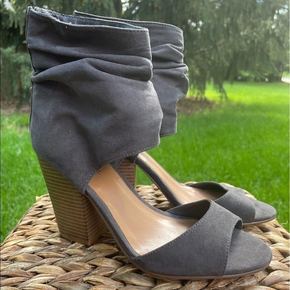 NEW Open Toe Block Heel Slouch Ankle Turtleneck Booties Back Zipper Closure - Picture 3 of 7